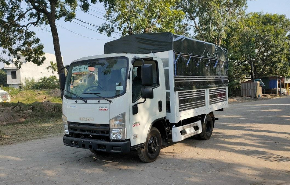 Xe tải isuzu QKR 210 giá tốt nhất