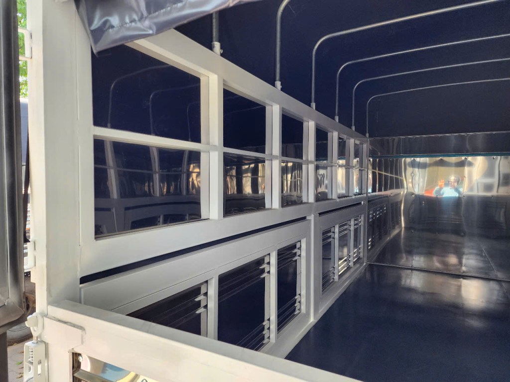 Xe tải isuzu QKR230