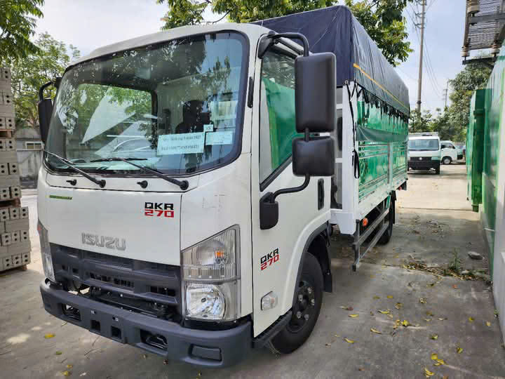 Xe tải Isuzu QKR 270 giá tốt nhất